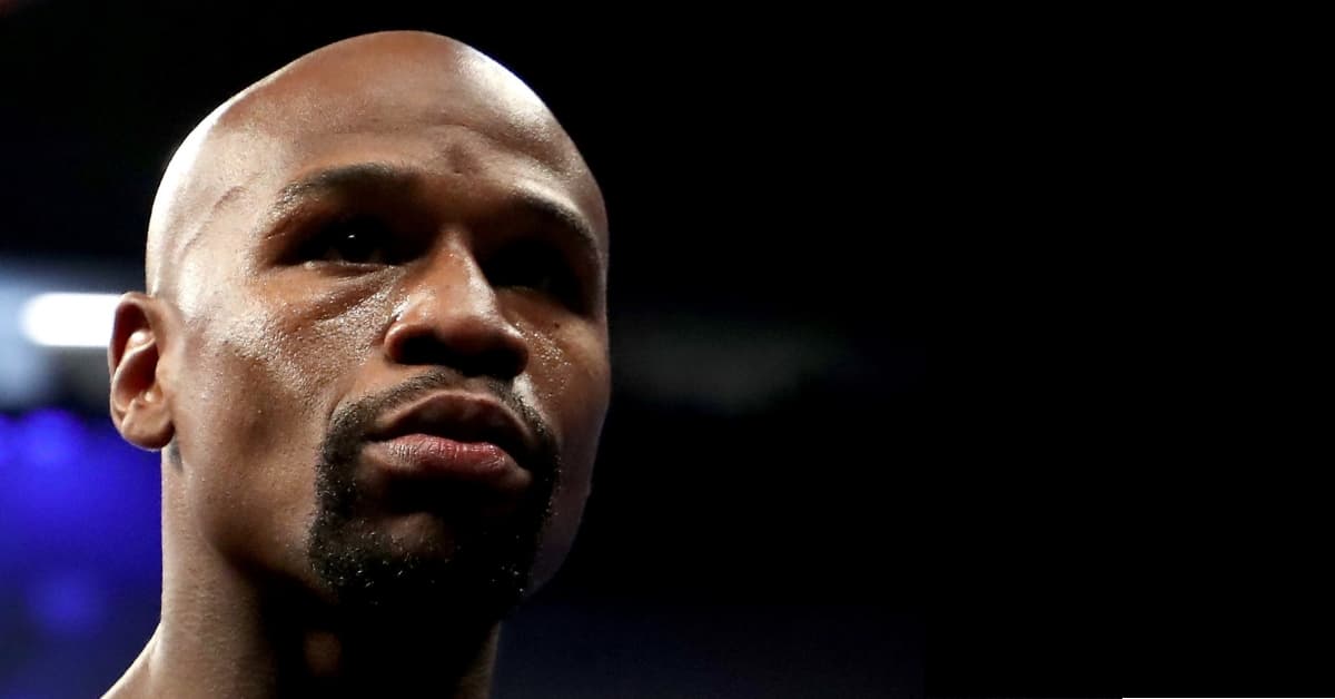 Esta celebridad regaló mil dólares y quiere que otros se unan a su #GiveBackChallenge