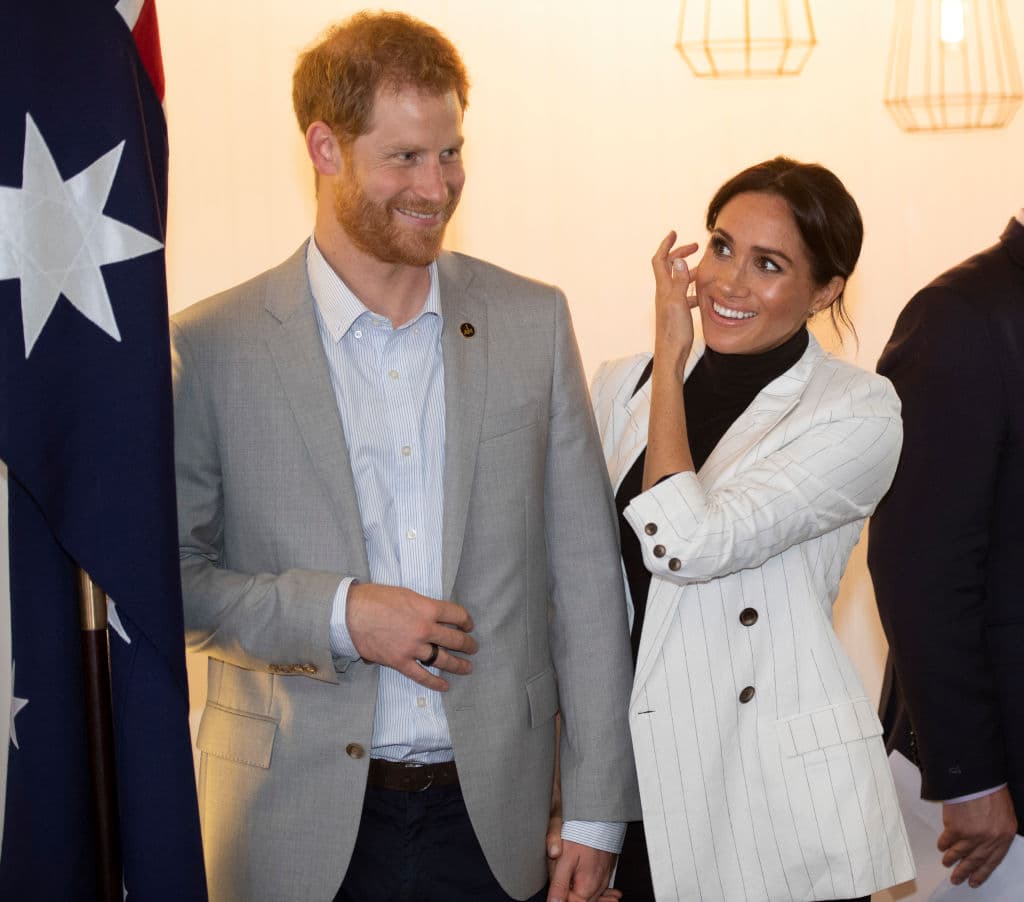 Estos muñecos de cera vivientes de Harry y Meghan parecen tan irreales que te darán miedo