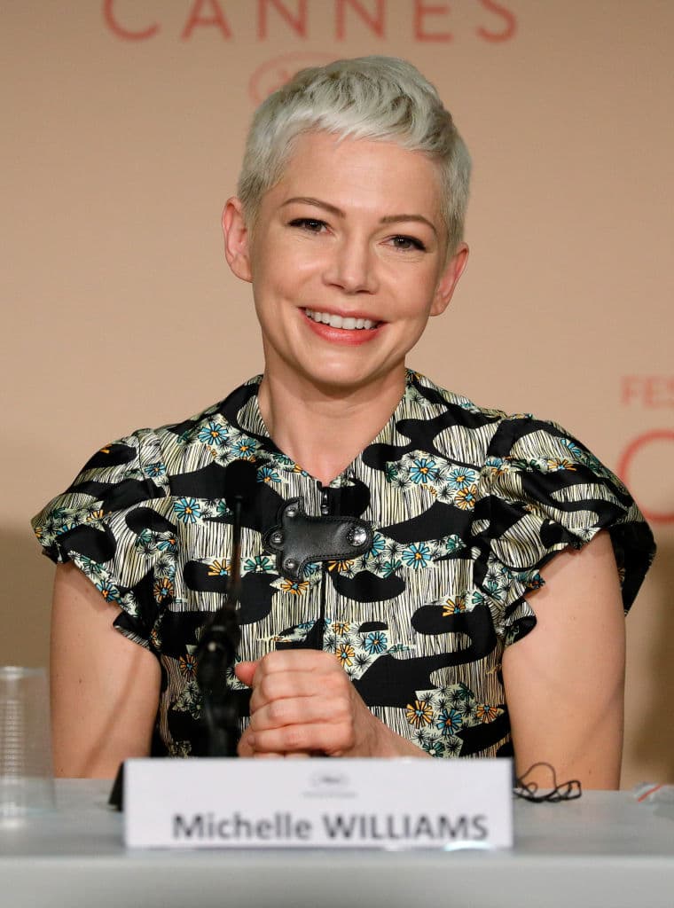 Miley Cyrus y otras celebridades que sorprendieron al mundo cuando se casaron en secreto