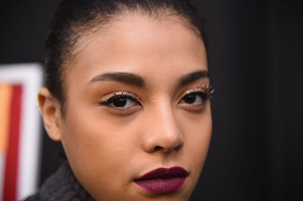 Esto es todo lo que hacen las chicas con piel perfecta que tú todavía no ¿qué esperas?