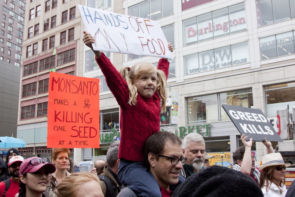 La trasnacional Monsanto y el juicio por daños al Planeta y a la Humanidad