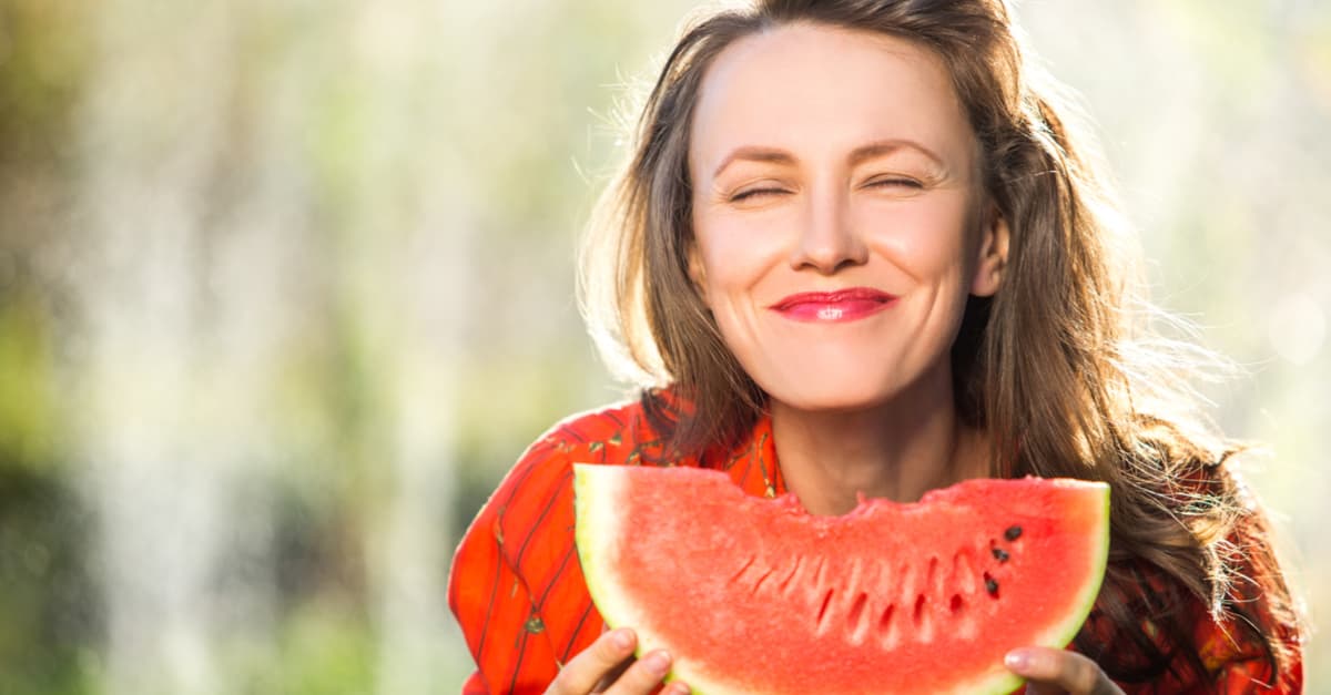 Comer sandía en el embarazo: 10 saludables razones para incluir esta fruta en tus comidas