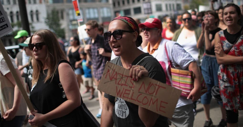 La investigación científica acerca de la motivación de los movimientos racistas