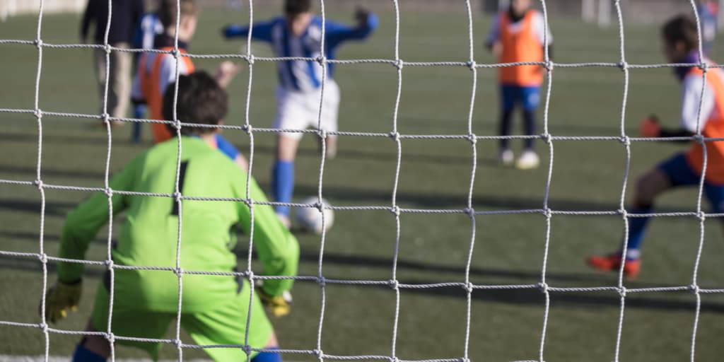 ¿Sabías que en el fútbol existió la tarjeta azul? Para esto quisieron usarla
