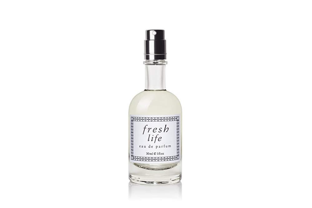 Como una suave brisa: 10 perfumes que te harán sentir limpia y fresca por más tiempo