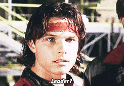 Uno de los ex Power Rangers confesó que sí asesinó a su rommie… ¡Con una espada!