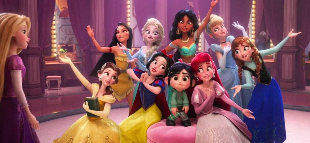 Una artista dibujó a las princesas Disney como mamás y necesitamos nuevas películas
