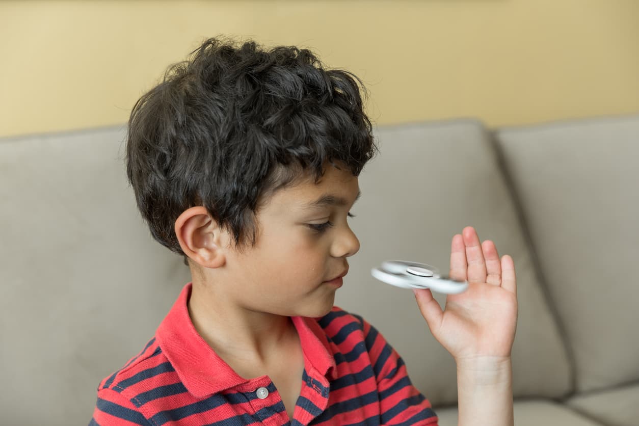 ¿Qué es el fidget spinner? El juguete del momento que llegó a Argentina