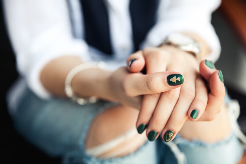 7 razones por las que tus uñas se rompen todo el tiempo (y cómo evitarlo)