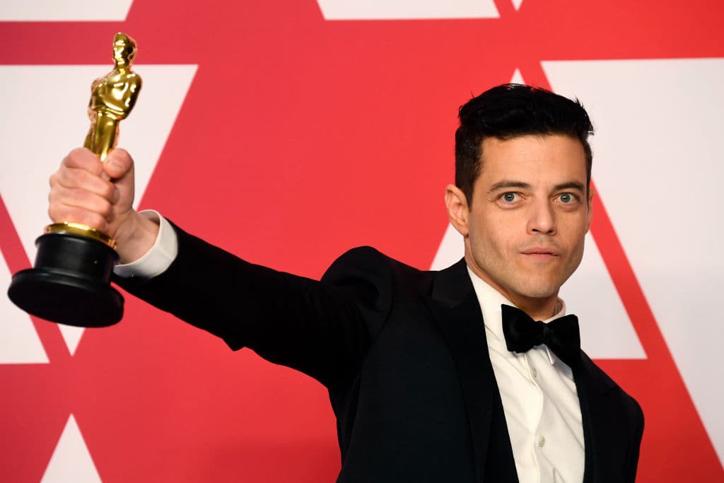 Rami Malek y el porrazo tras ganar el Oscar por exceso de emoción (¡paramédicos lo socorrieron!)