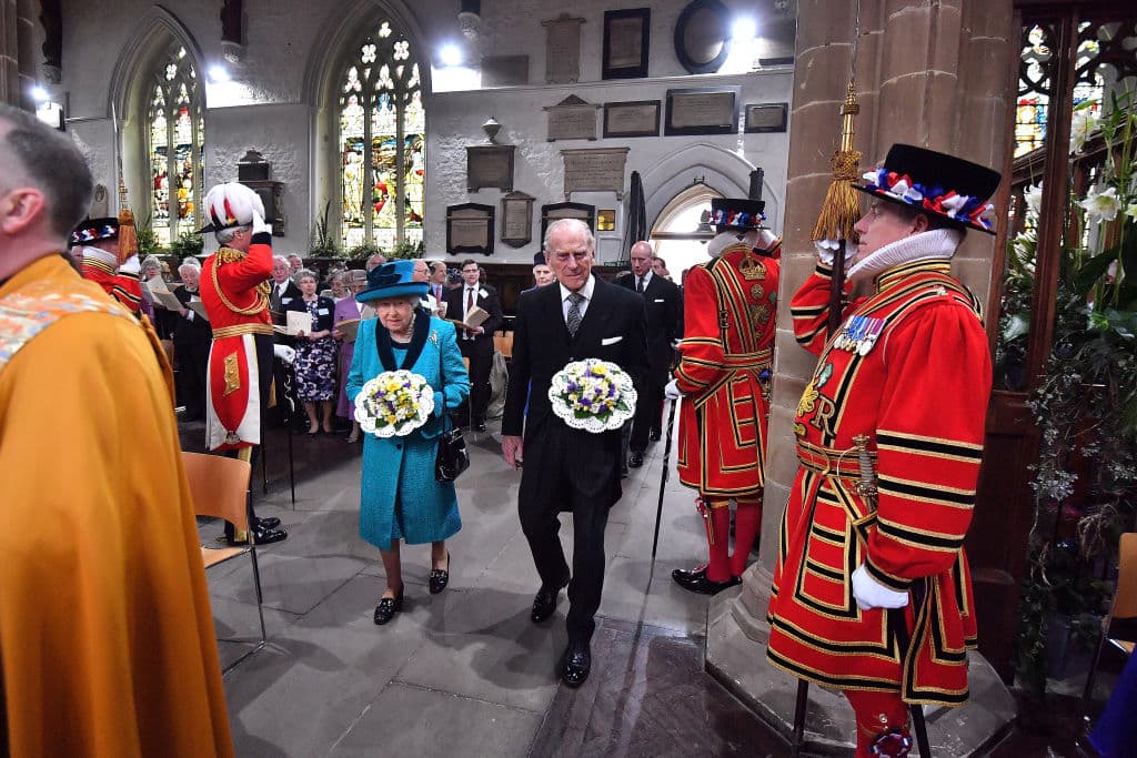 El príncipe Felipe, el hombre que acompañó a la reina durante 74 años