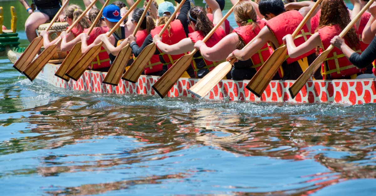 El remo puede ser bueno para recobrar fuerzas después del cáncer de mama, te contamos cómo