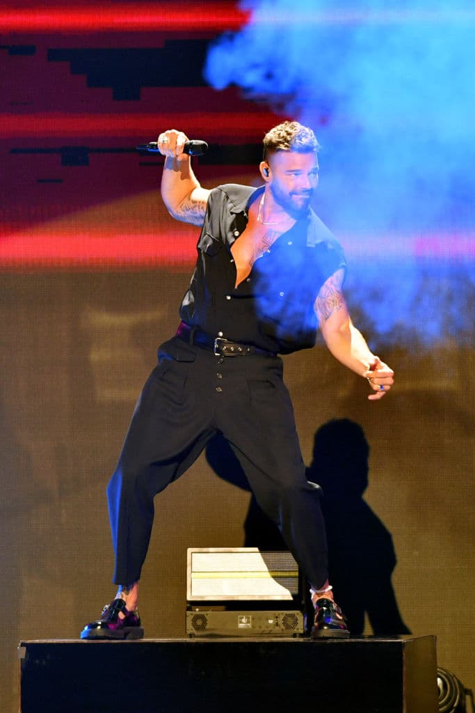 Los mejores looks de los Premios Juventud 2021: Karol G lució como una reina