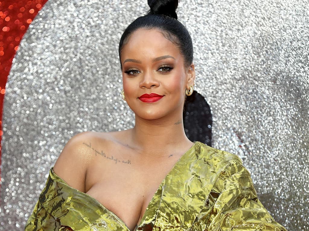 Rihanna celebró su cumpleaños 32 con una fiesta muy mexicana (hasta hubo piñata)