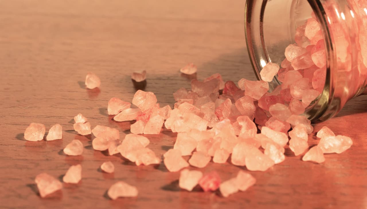 Sal del Himalaya: hay una prueba para saber si el condimento es original en pocos minutos