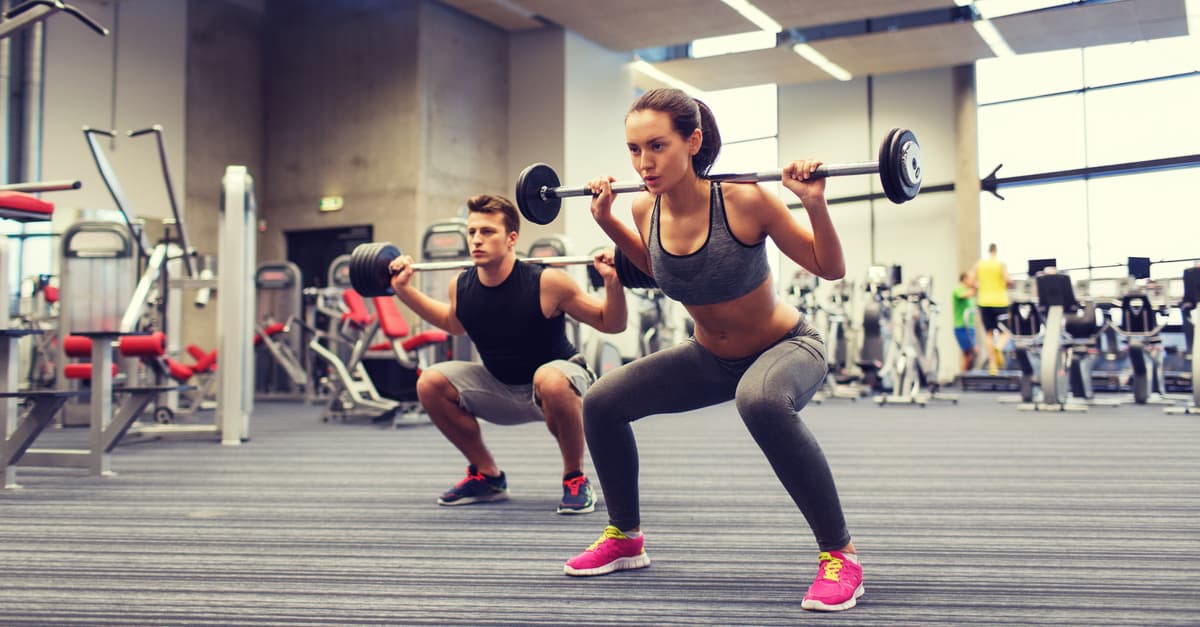 Los 4 ejercicios más efectivos para tonificar los glúteos, según experto