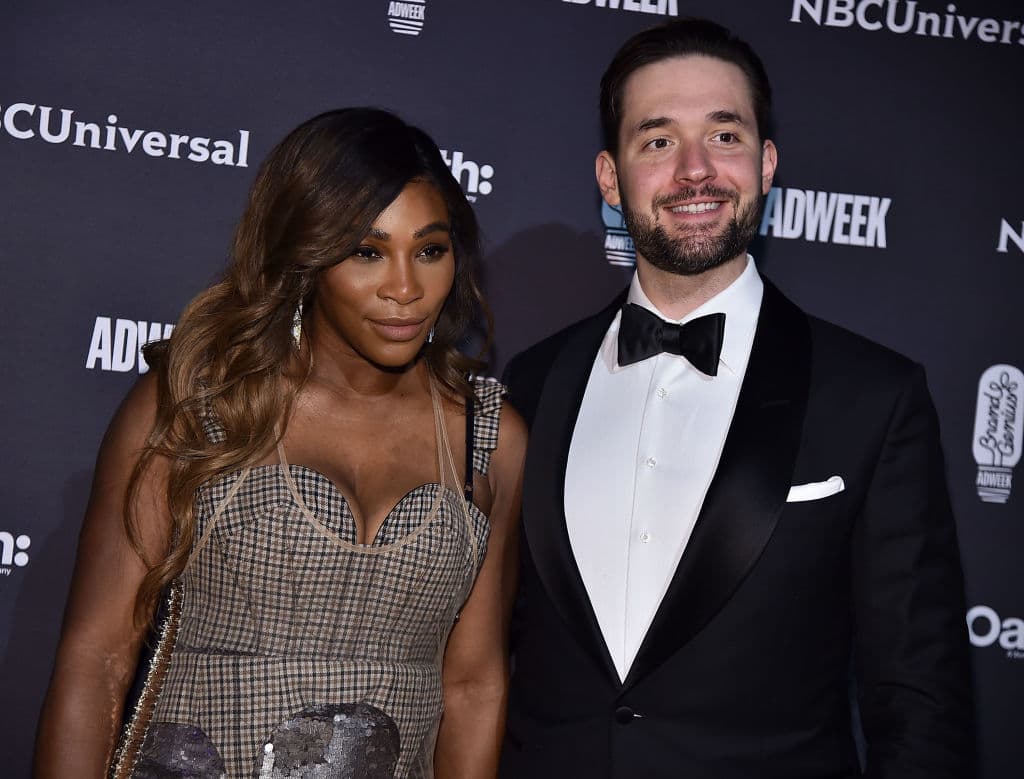 Serena Williams lució brillante con un vestido de lentejuelas, la última tendencia