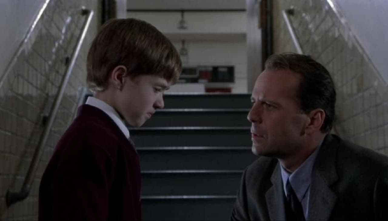 El final de Sexto Sentido es más obvio de lo que parece: 7 momentos que lo adelantan