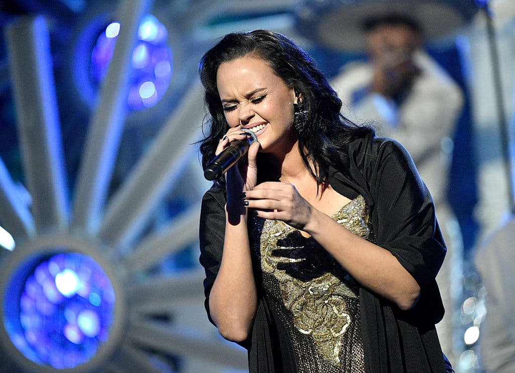 Shaila Dúrcal y el homenaje más emotivo a su madre en 'Ellas y su música': lo mejor de la noche