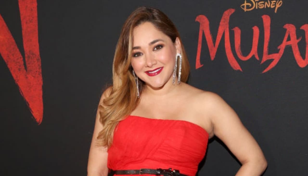 El hijo de Sherlyn fue mordido por su perro: los fans defienden que "no hay madres perfectas"