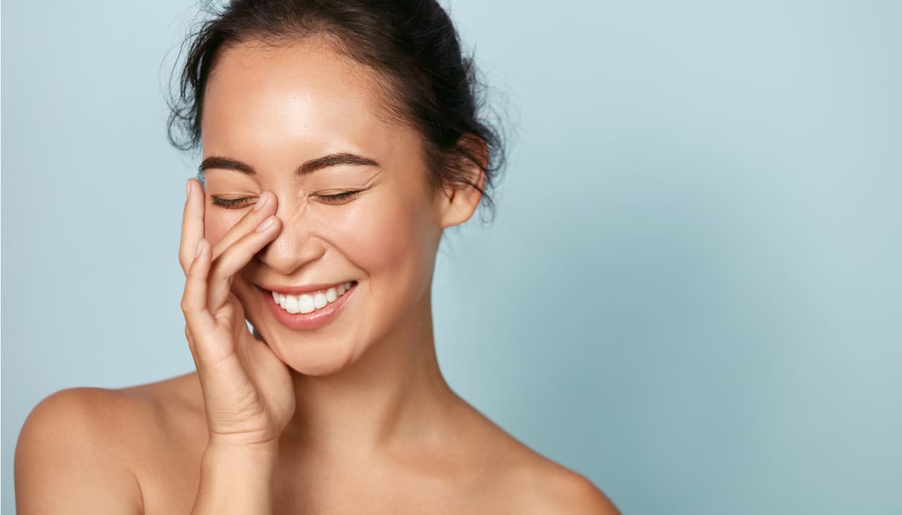 ¿La desvelada te pasó factura? 3 mascarillas naturales para desvanecer las ojeras