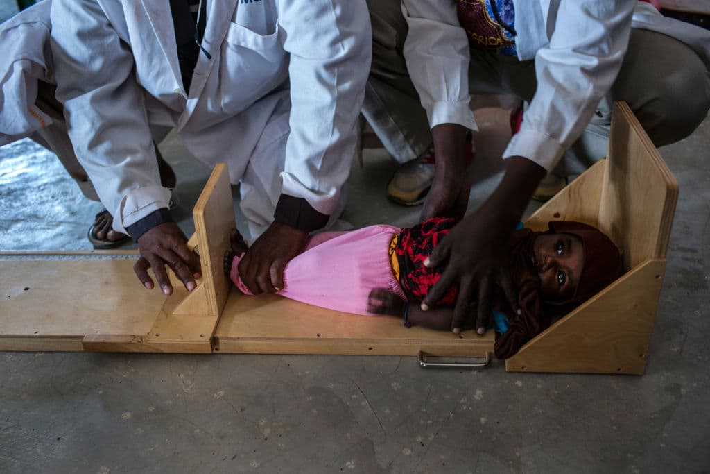 20 mil niños pueden morir de hambre en Somalia: ¿cómo puedes ayudar? 