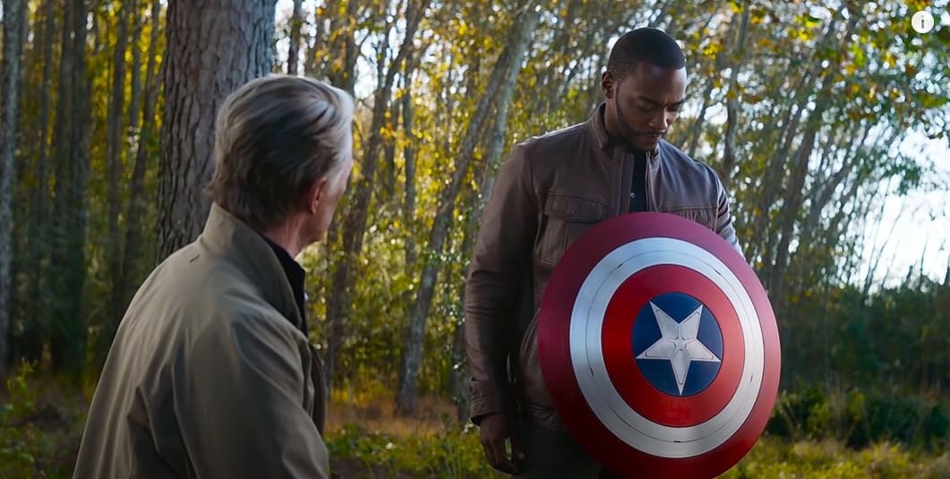 Sam por fin aceptó pelear con el escudo del Capitán América: la directora explicó el significado