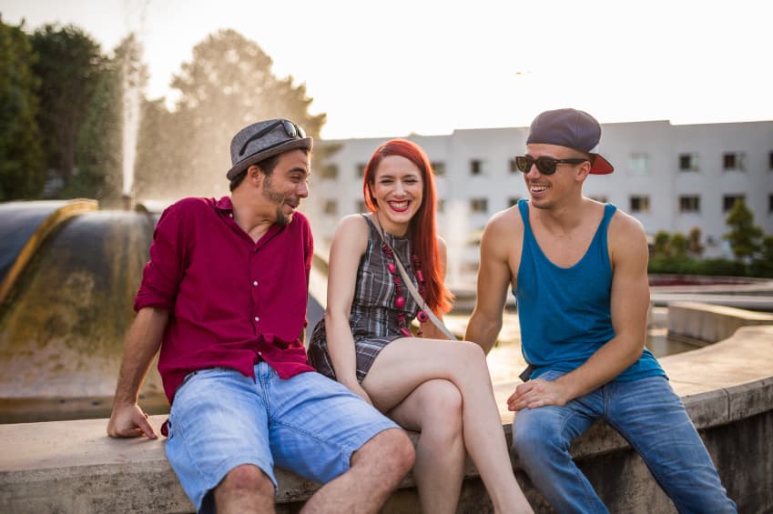 El tipo de hombre preferido por las mujeres de cada signo (y el perfil que las hace salir corriendo)