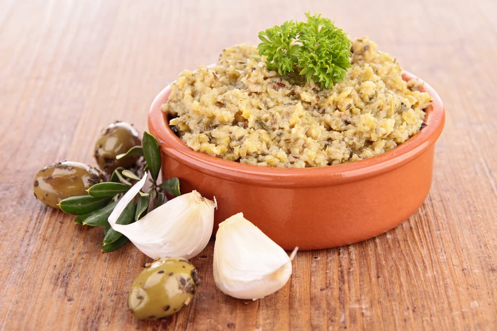 Disfruta de un delicioso tapenade de aceitunas casero