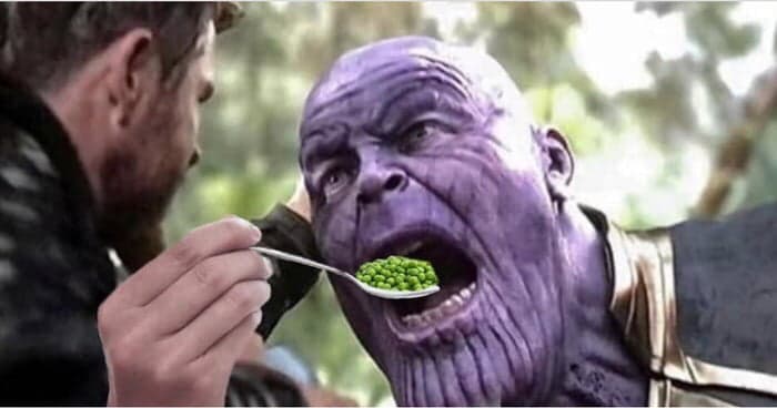 Hermanos Russo inauguran un restaurante digno de Marvel y los Avengers lo inauguran poderosamente