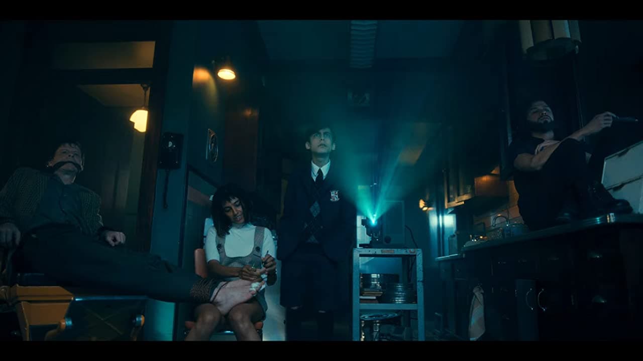 Lila no forma parte de la Academia Sparrow: te explicamos por qué Hargreeves no la adoptó