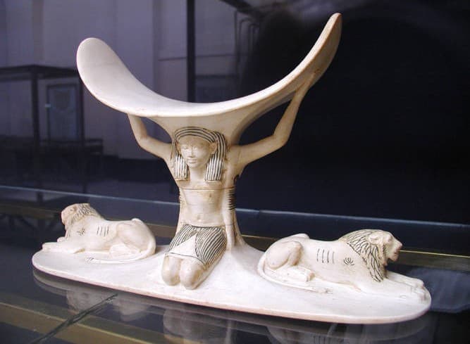 Descubren material extraterrestre en artefactos de Tutankamón