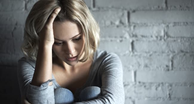 ¿Quieres garantizarte un futuro saludable y feliz? Deja ya estos 9 hábitos