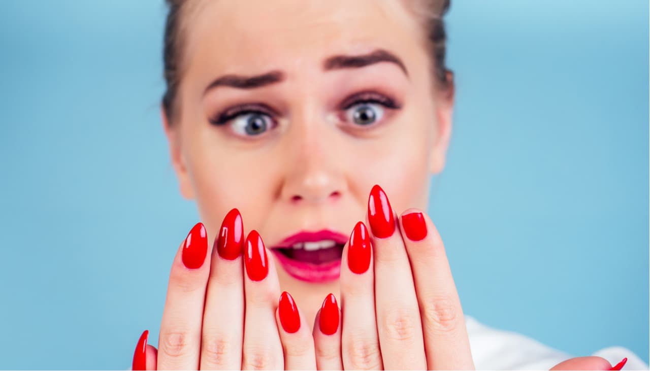 3 maneras de reparar una uña rota y salvar tu manicure