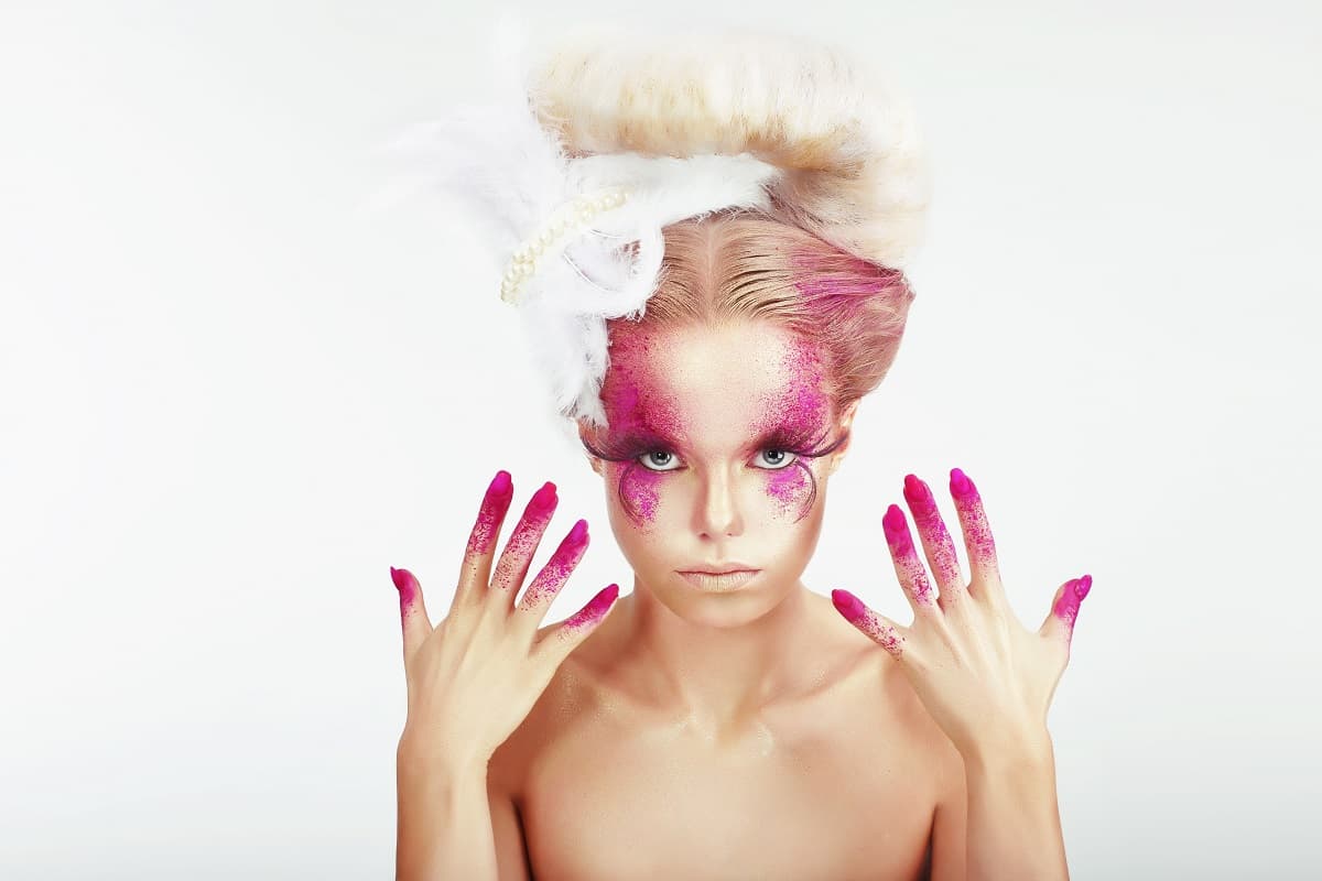 La nueva tendencia de manicura consiste en ponerse gorros en las uñas ¡Instagram lo hizo de nuevo! 