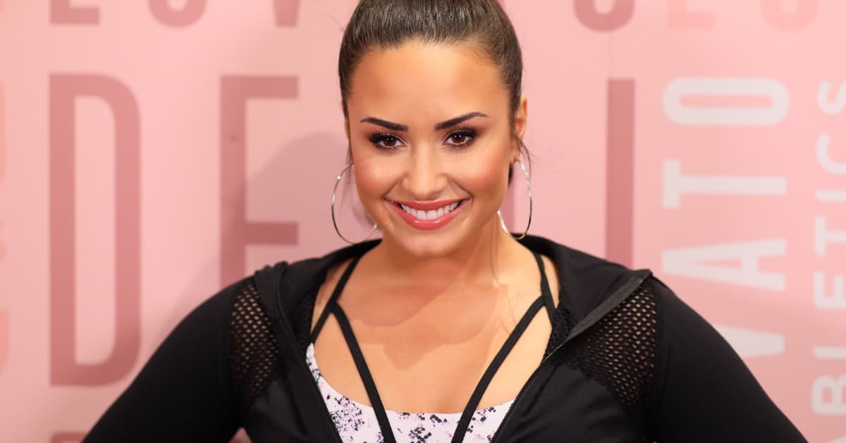 Famosas que se ven GRANDIOSAS en bikini ¡Sin Photoshop ni filtros!