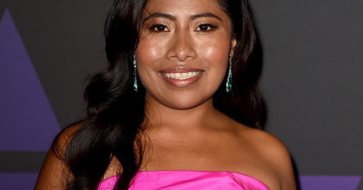 Yalitza deslumbró en el after party de los Oscar con un vestido que se robó la noche