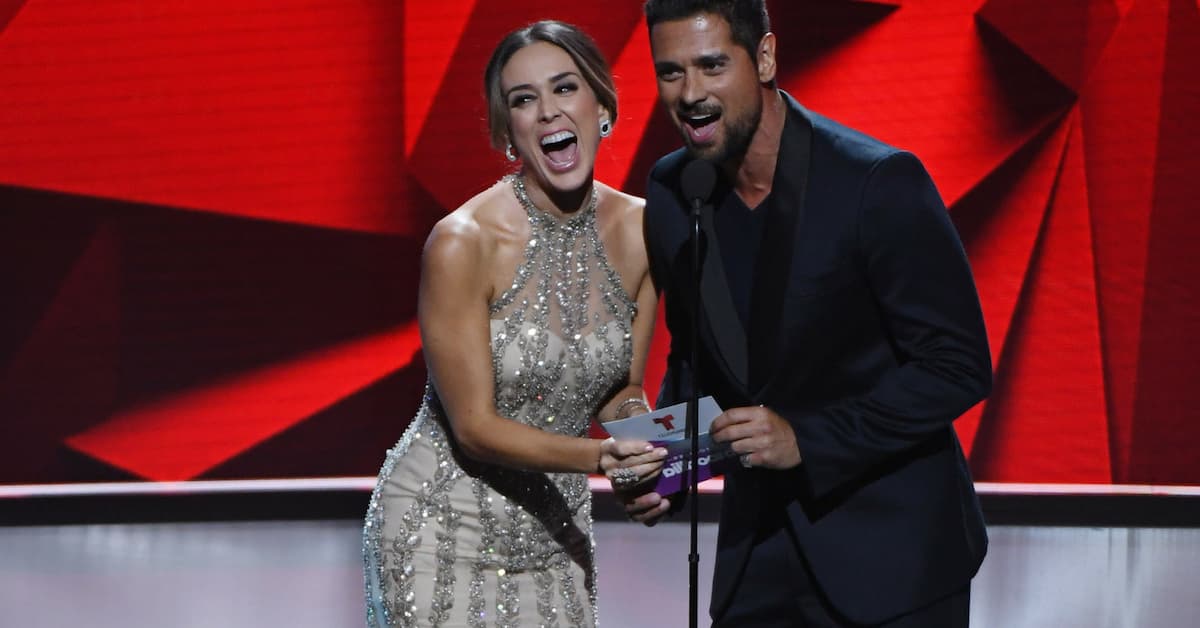 Jacky Bracamontes compartió una foto íntima del nacimiento se sus gemelas ¡Te ESTREMECERÁ!