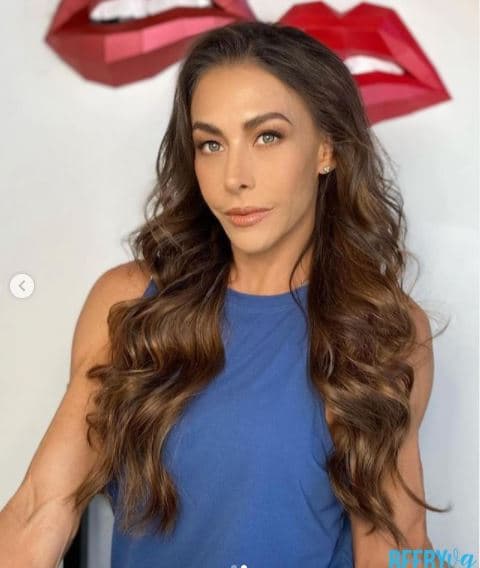 "Cuidado, 
<b>lo femenina también se lleva en 'la boca'</b>, y aunque la mona se vista de seda, ¡mona se queda! y si algo se me pierde, no importa. Me encuentran sin buscarla", contestó en julio de 2021.
<br>