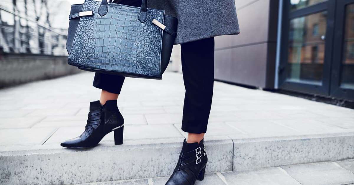 10 ideas para combinar tu bolsa con tus zapatos sin verte aburrida (la tendencia está de vuelta)