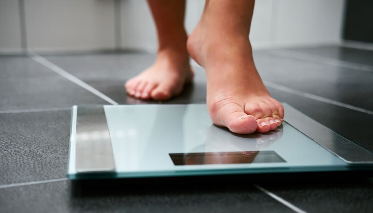 Noites de sono mais longas podem levar ao emagrecimento mesmo sem dieta, aponta estudo