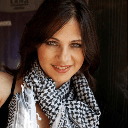 Sin embargo, se ha dedicado a escribir libros, rubro en el que al menos ha publicado cinco textos diferentes.