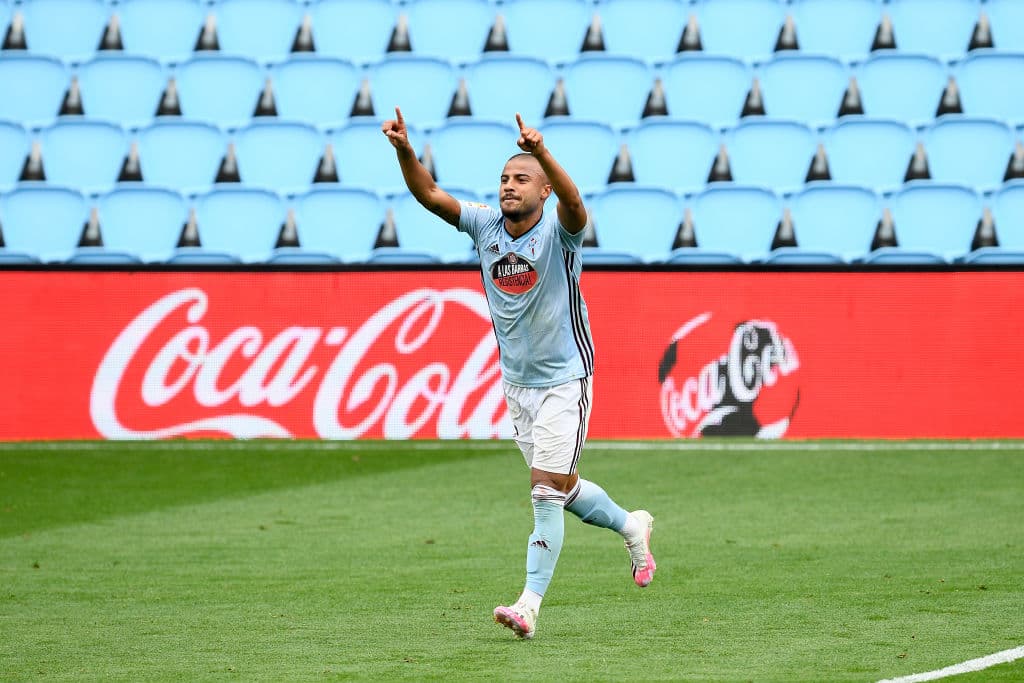 Iago Aspas y Nolito marcaron desde los 11 pasos, uno en cada tiempo.