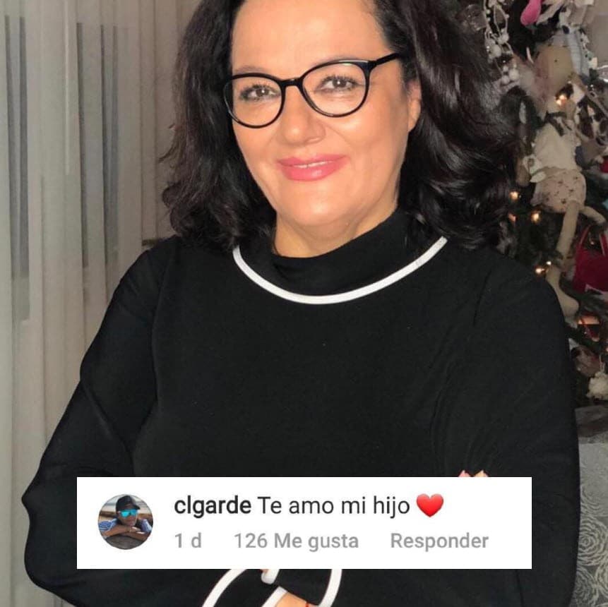 <b><a href="https://www.univision.com/famosos/toni-costa-se-queja-de-que-su-mama-hace-cosas-con-alaia-que-no-hacia-con-el-video">Doña Carmen Lozano</a></b>, madre del bailarín, le mostró su apoyo incondicional a su hijo.
<br>