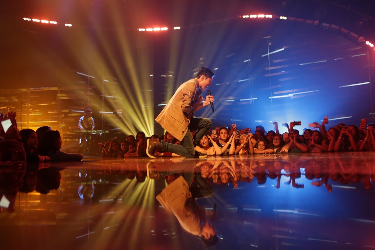 Fue un momento lleno de emociones, pues cantar este tema de 'Camila' frente a Mario Domm era un reto.