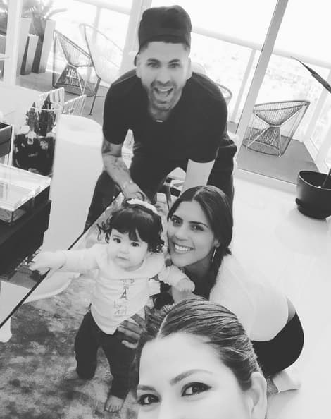 ¡Su amistad es única! Ana, Francisca, Jomari y en el centro la princesa Giulietta.