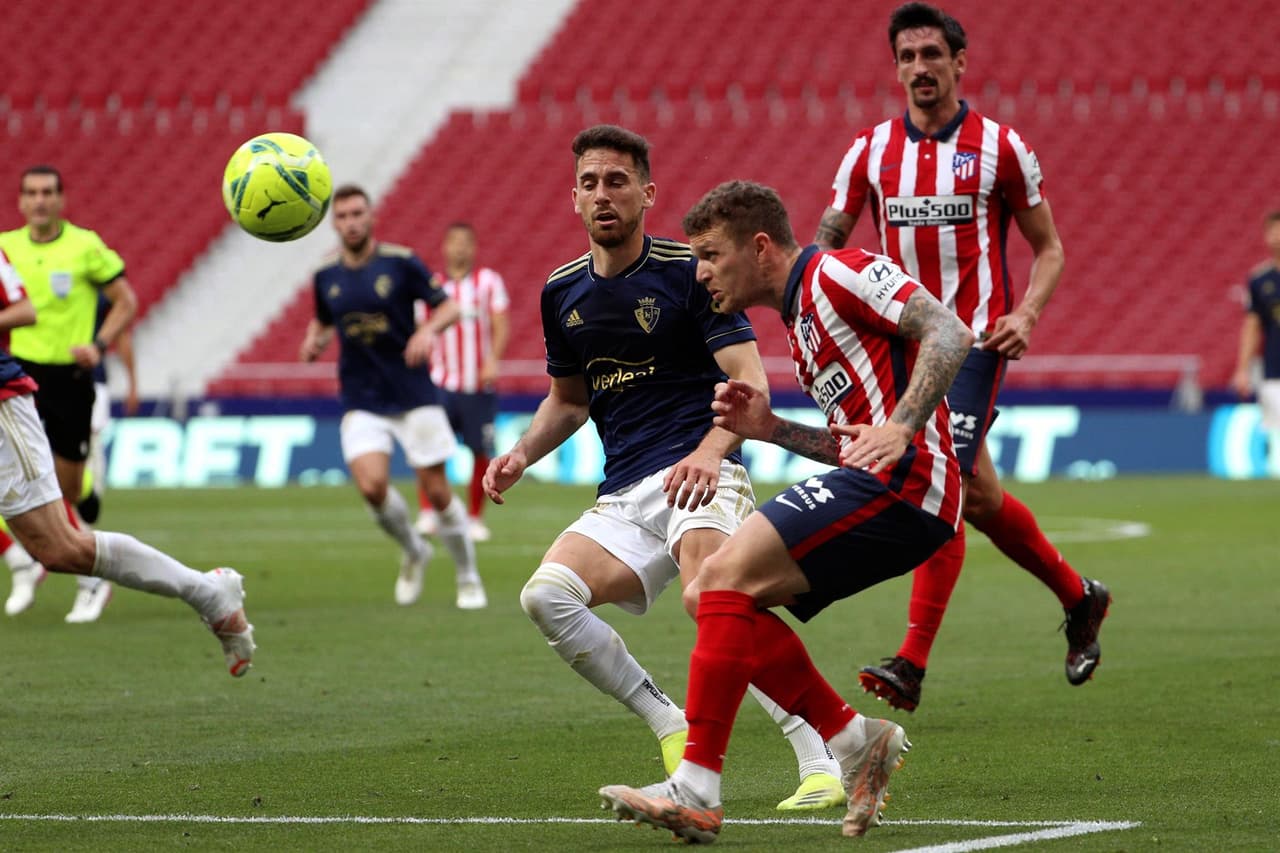 El Atlético de Madrid logró remontar y sacar la victoria durante esta penúltima jornada de LaLiga y se encuentra a una victoria del título. Ante Budimir ponía el gol de la victoria para el Osasuna, pero fue al minuto 82 cuando Renan Lodi empató el partido y Luis Suárez cerró la victoria para los colchoneros al minuto 89 del encuentro.