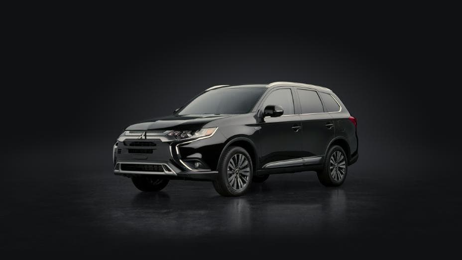 <b>Segmento:</b> SUV
<br>
<b>Tamaño:</b> Compacta
<br>
<b>Vehículo:</b> Mitsubishi Outlander
<br>
<b>% de inventario del 2019:</b> 22.7%