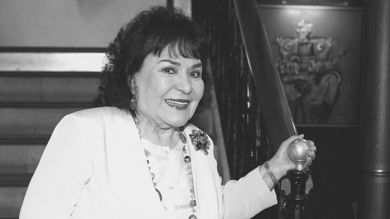 Este 9 de diciembre, México perdió a una afamada y querida actriz: Doña Carmelita Salinas.