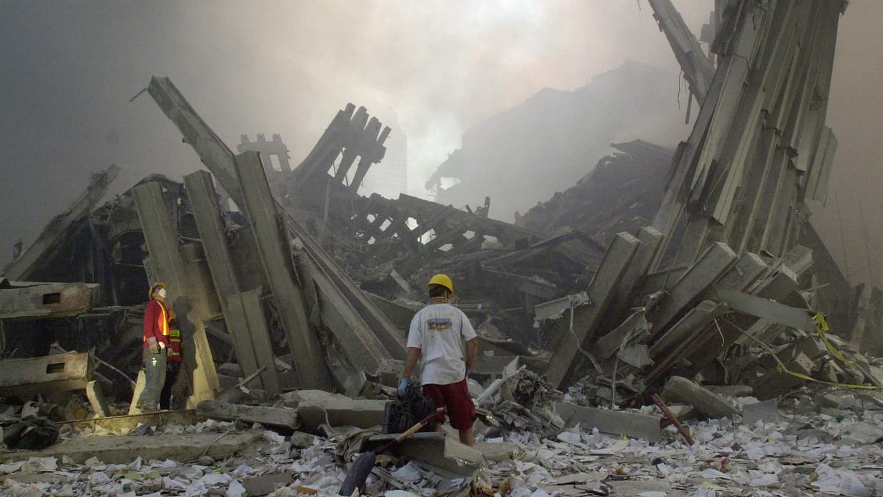 Giuliani responde a Mamdani por documentos sobre la calidad del aire tras el 11 de septiembre